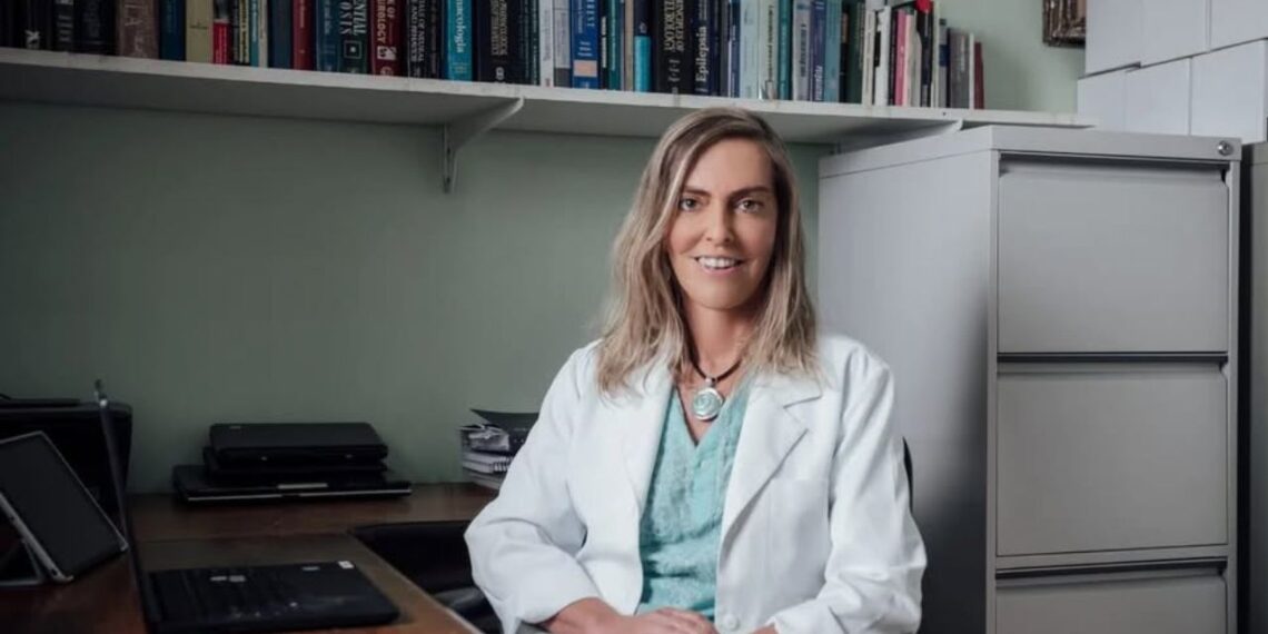 Cientista brasileira cria proteína que reacende esperança em pacientes paralíticos