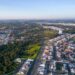 Uma cidade que plantou um parque de 15 km e tem 90% das ruas cobertas por árvores