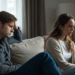 Muitos acreditam que silêncio em um relacionamento é maturidade, mas a psicologia aponta que pode ser evitação emocional