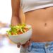 Nem remédio, nem dietas: o chá que pode ser a salvação para o seu estômago