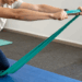 Dor no ombro constante? Veja exercícios para aliviar a dor, reduzir tensão e fortalecer os músculos