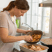 Como transformar sobras de frango do dia anterior em uma refeição gourmet sem micro-ondas
