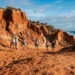 O antigo vilarejo do Ceará que conquistou os cineastas franceses com suas montanhas de areia da cor de Marte