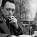 Albert Camus: "No meio do inverno, descobri dentro de mim um verão invencível" a lição do filósofo do absurdo sobre resistência e calor interior