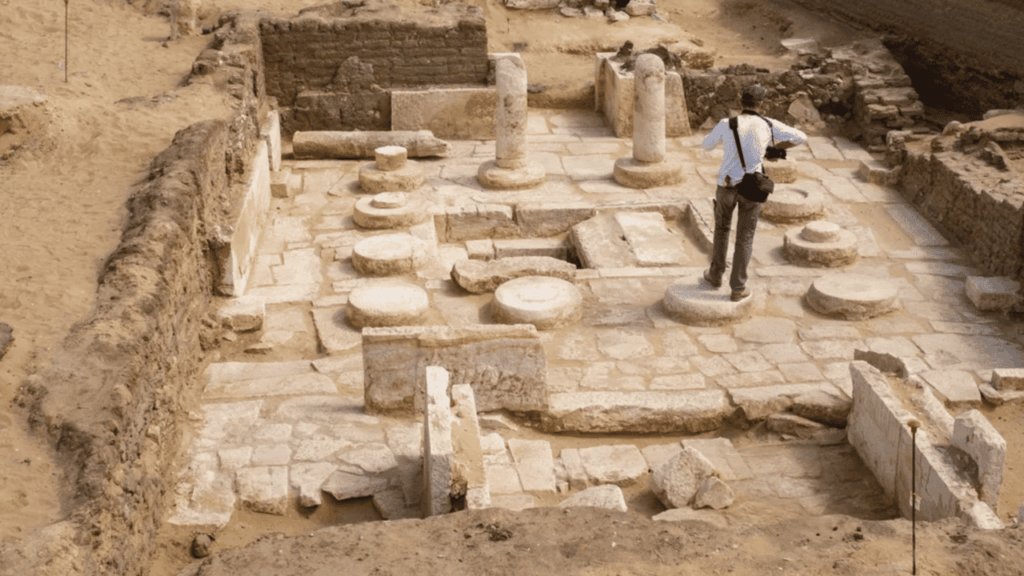 Arqueólogos descobrem tumba de 3.200 anos que pode ser a porta de entrada para um reino pré-histórico