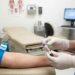 Vai fazer exame de sangue? Este erro comum antes da coleta pode alterar tudo