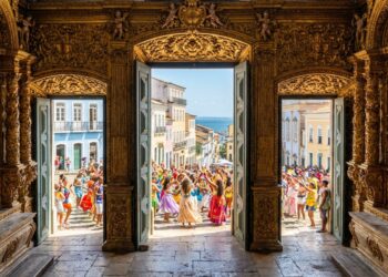 Cidade dona do maior carnaval de rua do planeta: a primeira capital do Brasil onde 800 kg de ouro forraram uma só igreja