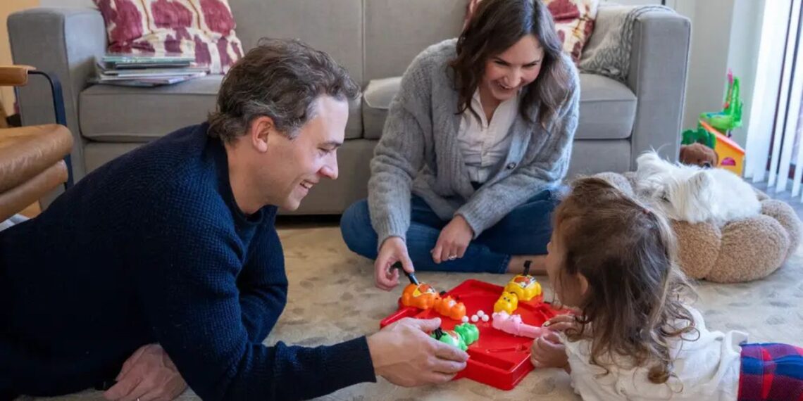 Minha família doou nossa TV antes de nos mudarmos. Já faz 5 anos e ainda não a substituímos.