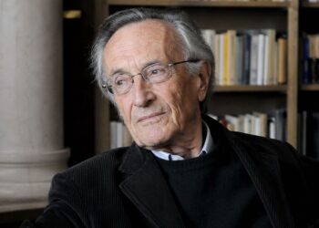 Jean-François Lyotard, teórico da pós-modernidade e crítico das metanarrativas: “Incredulidade em relação às metanarrativas”