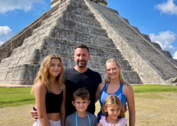 Nossa família passou cinco anos viajando. Voltamos a viver uma vida normal, mas ainda estou preocupado por termos estragado as crianças.