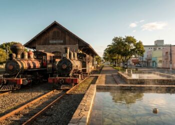 A 3ª cidade mais segura do Brasil tem fontes termais a 37°C consideradas as 2ªs mais radioativas do país e um museu ferroviário entre os maiores da América Latina