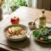 Alimentos simples do dia a dia que fazem bem para seu fígado e podem reduzir enzimas hepáticas, diz estudo
