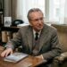 A famosa frase de Viktor Frankl “Quando não podemos mais mudar uma situação, somos desafiados a mudar a nós mesmos” significa isso para a psicologia