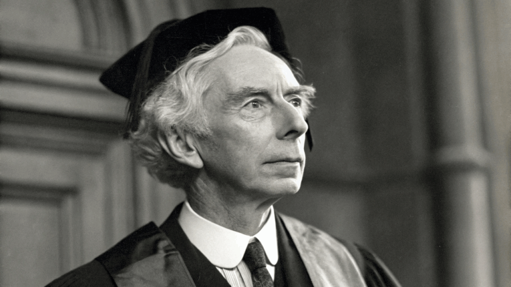 Bertrand Russell, filósofo e matemático: “O segredo da felicidade é enfrentar o mundo com curiosidade.”