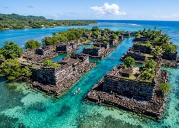 A cidade construída sobre o mar que desafia explicações há 800 anos