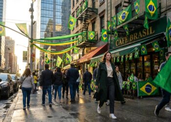 Esta cidade dos Estados Unidos tem 500 mil brasileiros, um bairro com cara de Minas e a maior festa do nosso Sete de Setembro fora do Brasil
