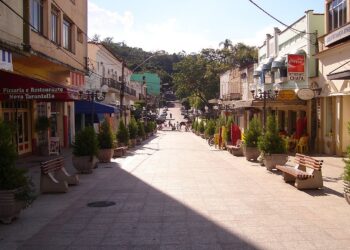 12 fontes minerais diferentes em um único parque: a cidade do interior mineiro com o maior complexo hidromineral do planeta