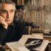 Roland Barthes, estudioso da linguagem e da cultura: “A linguagem é uma pele”