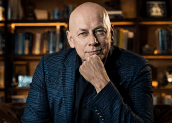 Leandro Karnal, intelectual provocador e comunicador influente: “Viver é afinar o instrumento.”