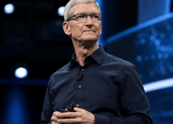 Tim Cook, executivo tecnológico e defensor da privacidade: “O mais importante na vida é ter coragem.”