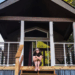 Nos mudamos para uma tiny house em uma cidadezinha de Wyoming; pareceu um sonho no começo, mas 5 anos depois estamos presos