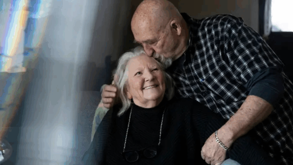 Tenho 76 anos e dirijo para o Uber porque perdi minhas economias com o tratamento de câncer da minha esposa; não sei até quando aguento