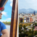 Saí dos EUA e fui para a Argentina por causa do custo de vida mais baixo; me ajudou a quitar dívidas estudantis, mas viver fora teve seu lado sombrio
