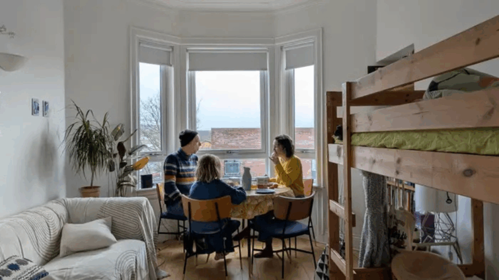 Colocamos nossa família de 4 pessoas em um apartamento de um quarto; em muitos aspectos, ficou muito melhor