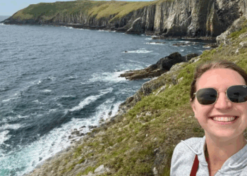 Sou americana e morei na Irlanda por um ano: todos os meus visitantes usaram essa lista de itens da mala e me agradeceram depois