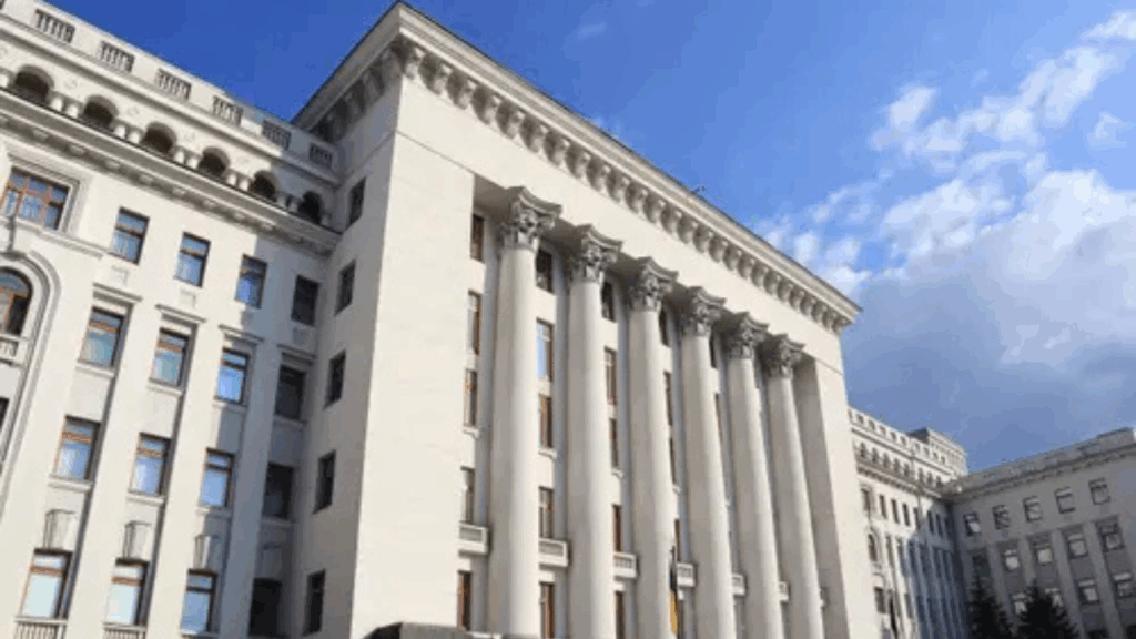 O verdadeiro poder na Ucrânia: o braço direito de Zelensky pode estar entregando o país aos oligarcas?