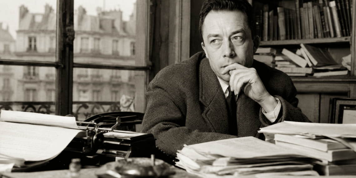 Citação do dia de Albert Camus: “No meio do inverno, descobri em mim um verão invencível”: a poderosa reflexão sobre resistência emocional e esperança