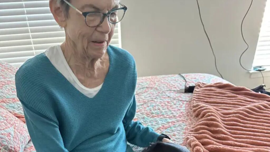 Minha mãe com Parkinson foi morar com minha família. Com o passar do tempo, ficou difícil demais cuidar dela.