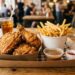 Rede famosa de frango frito entra em falência e fechará todas as suas lojas
