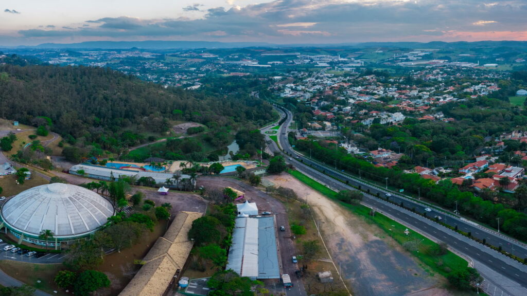 13ª melhor cidade do Brasil em qualidade de vida: a Terra da Uva a 75 km de São Paulo guarda parques temáticos e raízes italianas