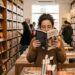 Poucas pessoas sabem: o nome do cheiro de livro novo e por que ele mexe tanto com o cérebro