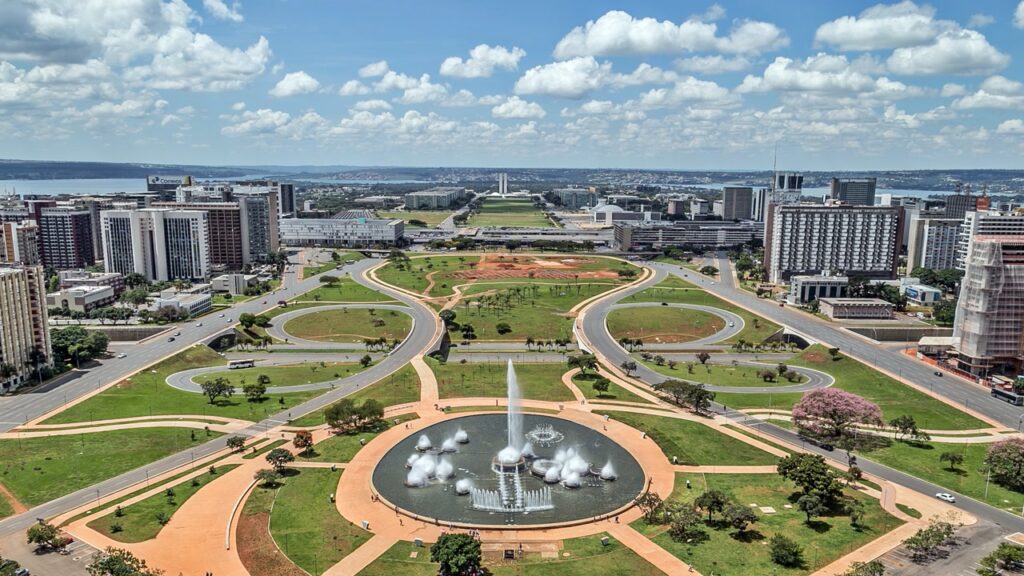 Essa capital tem a maior área protegida como patrimônio do mundo e foi a primeira cidade do século 20 a entrar no rótulo máximo da UNESCO