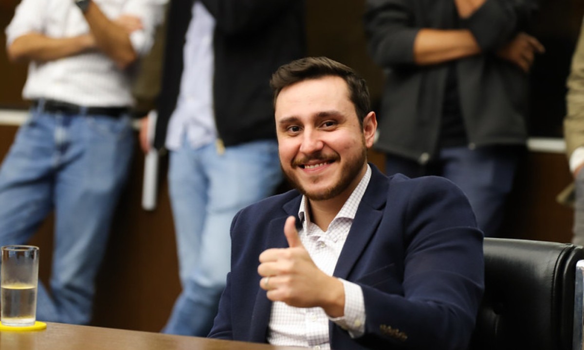 Justiça mantém suspensão, e Ganem escapa de cassação na Câmara