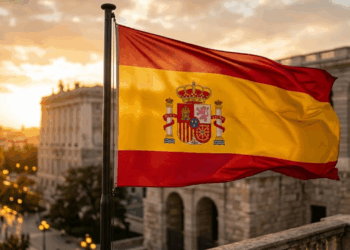O segredo do brasão da bandeira espanhola que poucos conhecem e que revela séculos de história