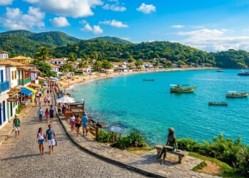 A vila de pescadores sem luz que uma atriz francesa transformou em destino mundial em 1964: a Saint-Tropez brasileira com 23 praias