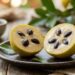 A fruta nativa que tem cor amarelo-esverdeada e sabor de limão extremamente azedo e que poucos brasileiros conhecem