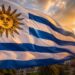 Por que a bandeira do Uruguai tem um sol com rosto humano, e qual a origem desse símbolo que também aparece na bandeira argentina?