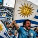 Por que a bandeira do Uruguai tem um sol com rosto humano? A história por trás do símbolo mais curioso da Copa