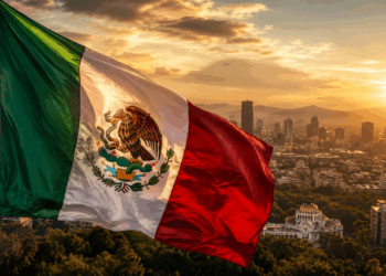 Por que a bandeira do México exibe verde, branco e vermelho com uma águia no centro, e qual a origem desse símbolo?