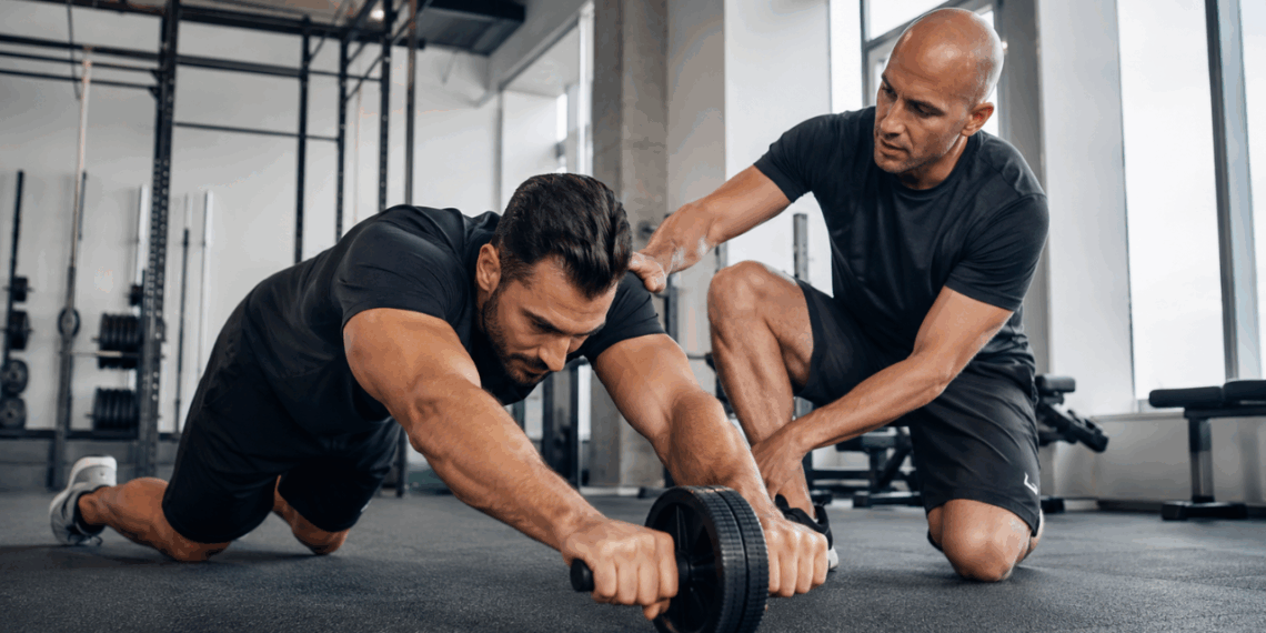 Para ativar o abdômen de verdade, este exercício supera a prancha em 50% e chama atenção de especialistas