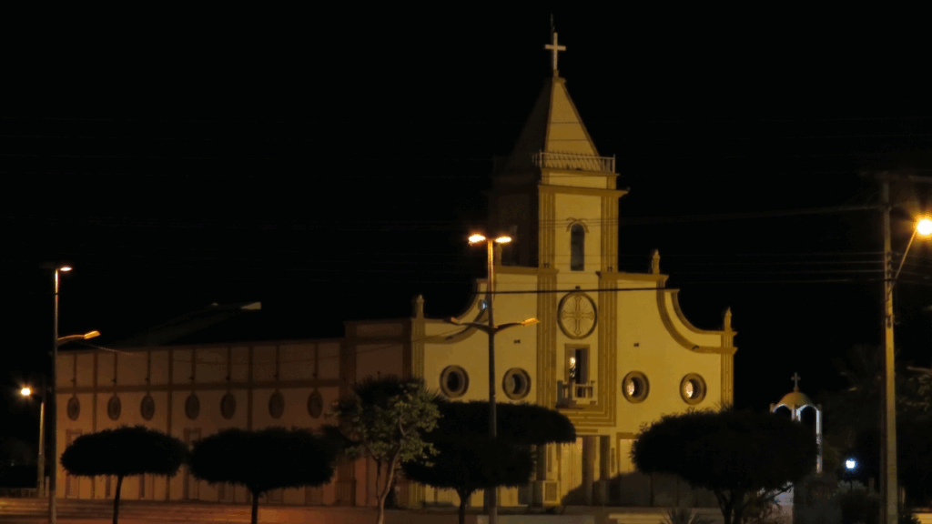 Gemini_Generated_Image_e69fd5e69fd5e69f-1024x576 A cidade que foi demolida e afundada por um açude e renasceu do zero a 50 km dali: a primeira cidade totalmente planejada do Ceará