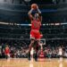 Frase do dia de Michael Jordan lendário jogador de basquete: “eu falhei muitas vezes na minha vida, e foi exatamente por isso que tive sucesso”