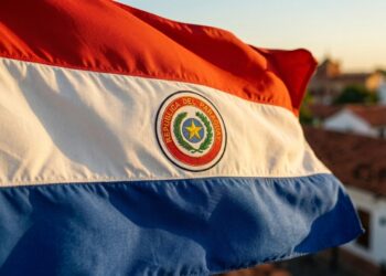 Tricolor com brasão: por que o Paraguai é o único país com bandeira diferente dos dois lados