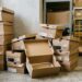 Não jogue as caixas de sapato de papelão fora: ideias para reutilizar essas embalagens para organizar meias e roupas íntimas dentro do guarda-roupa