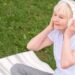 Psicólogos explicam por que as músicas que você amava aos 15 anos podem tocar mais fundo aos 60 do que qualquer outra que ouviu depois
