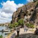 A Fátima do Sertão às margens do Velho Chico reúne um templo em gruta de calcário de 90 metros de 1691 e recebe 2 milhões de devotos